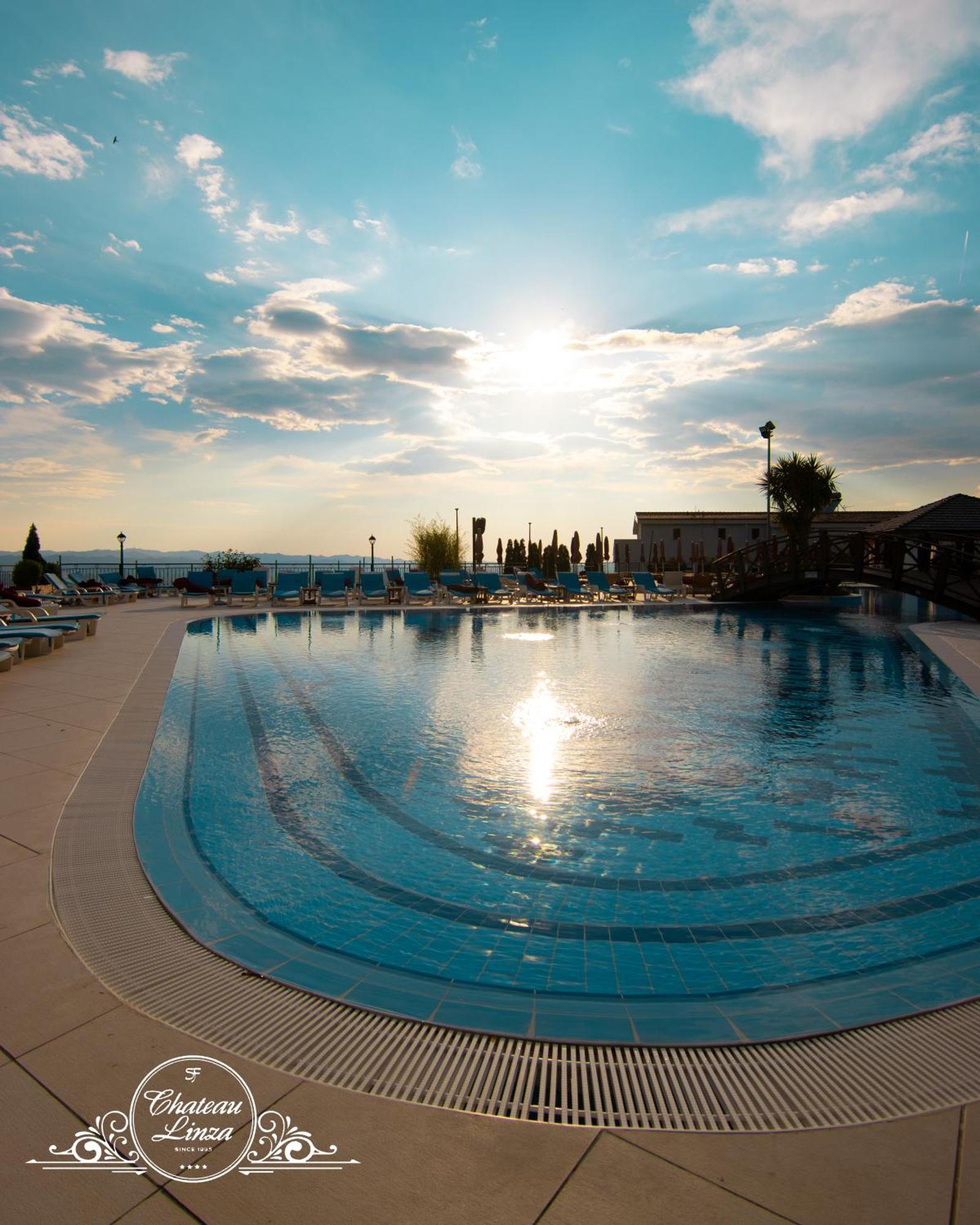 Chateau Linza 4*
