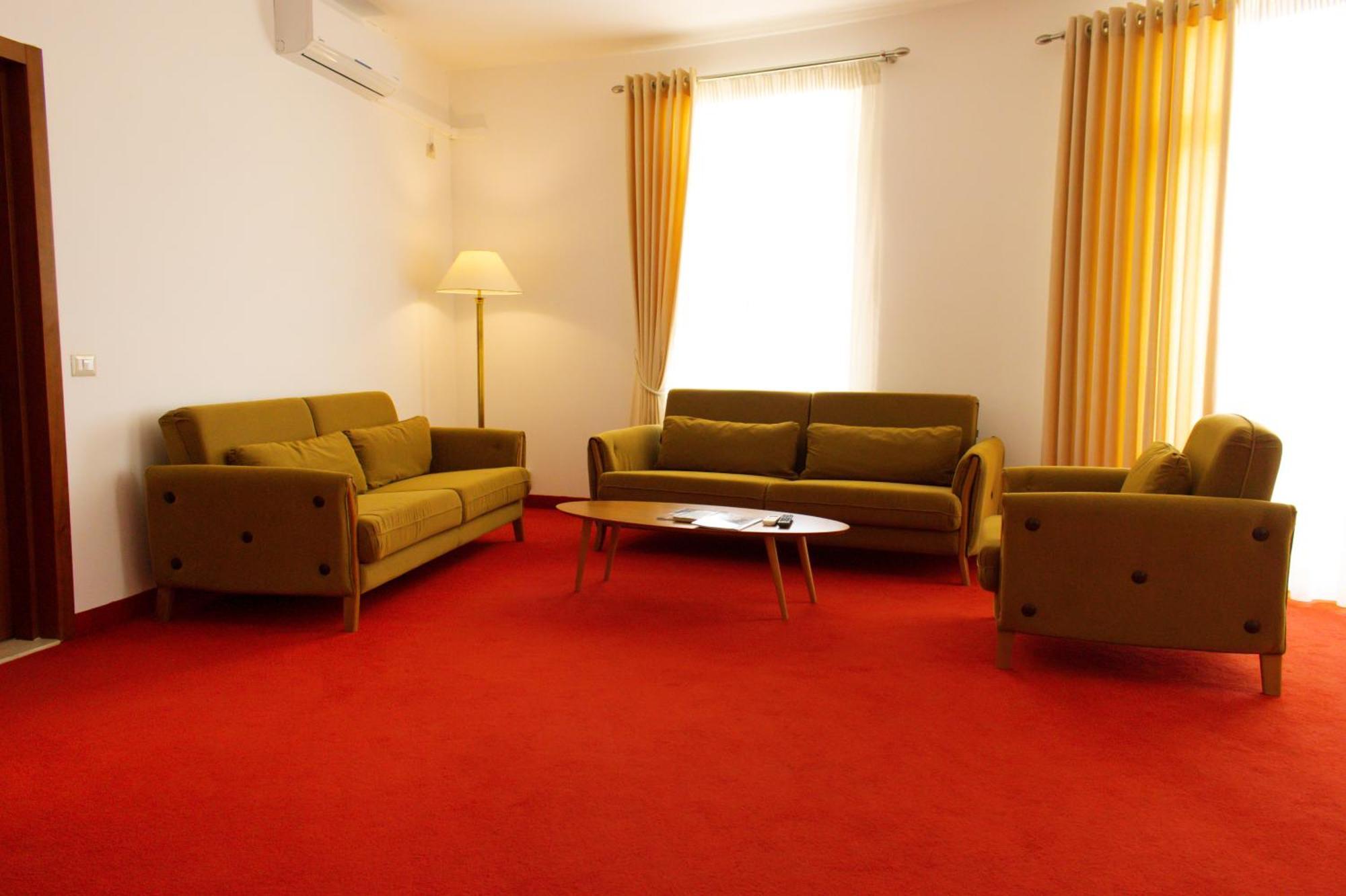 Chateau Linza 4* Shkoze